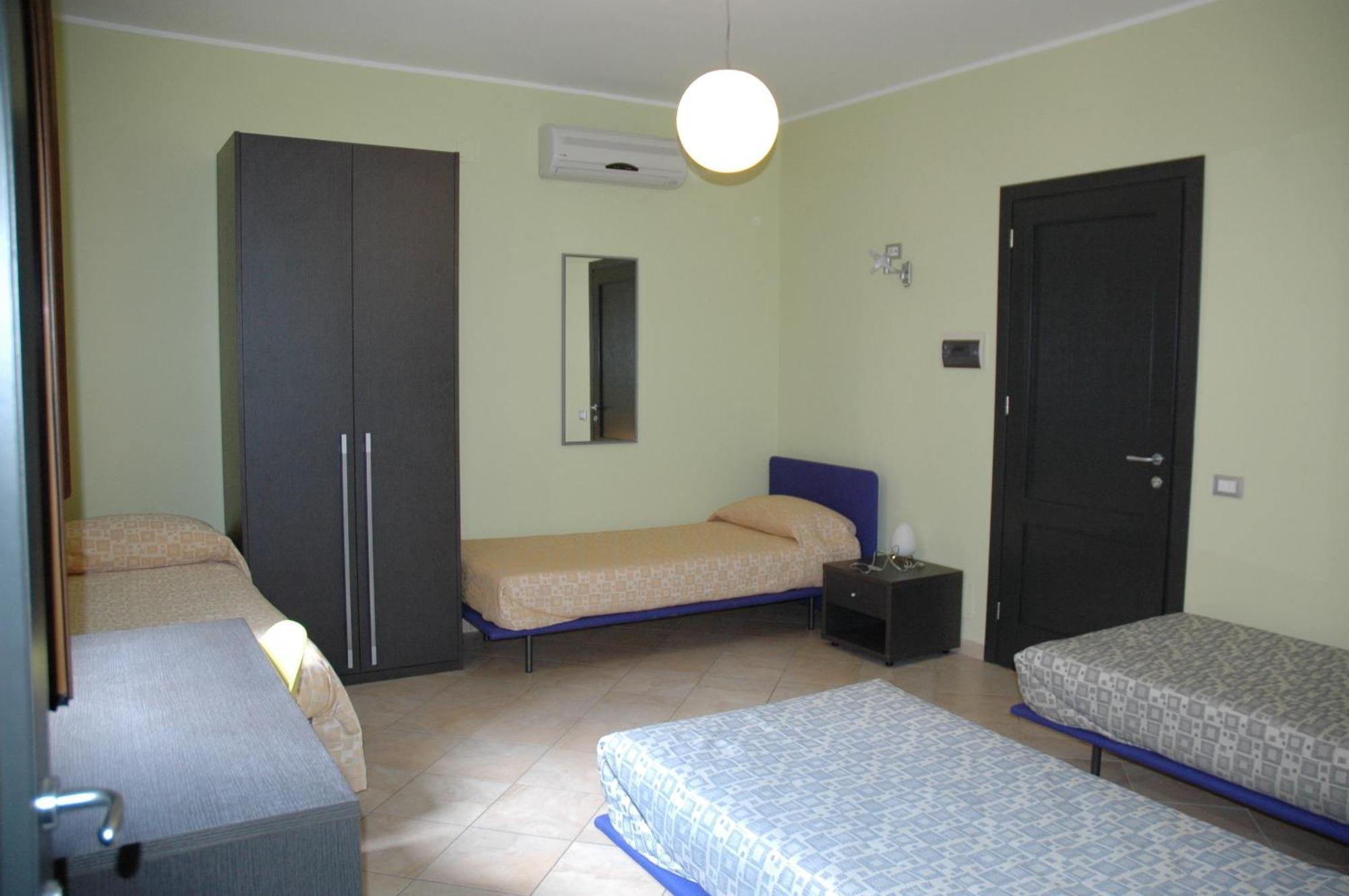Piano Verde Casa Vacanze Bed & Breakfast Casteldaccia Luaran gambar